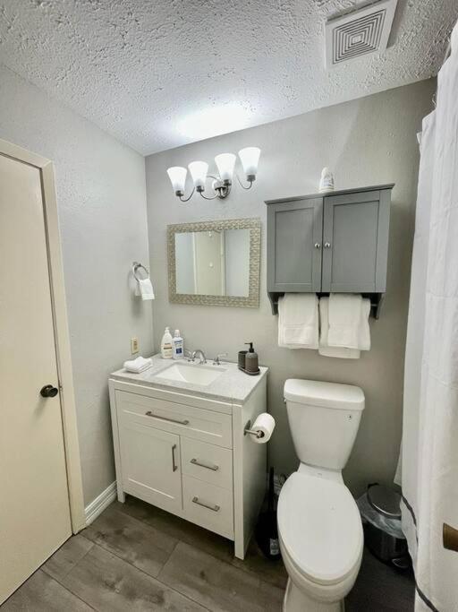 3 Bedroom Entire Home - Centrally Located In Katy, Texas Exterior photo